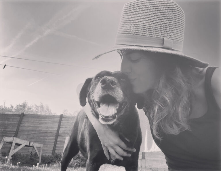 From Arizona to Belgium: ABC Graduate Ineke Vander Aa Pioneers Work with Highly Sensitive Dogs