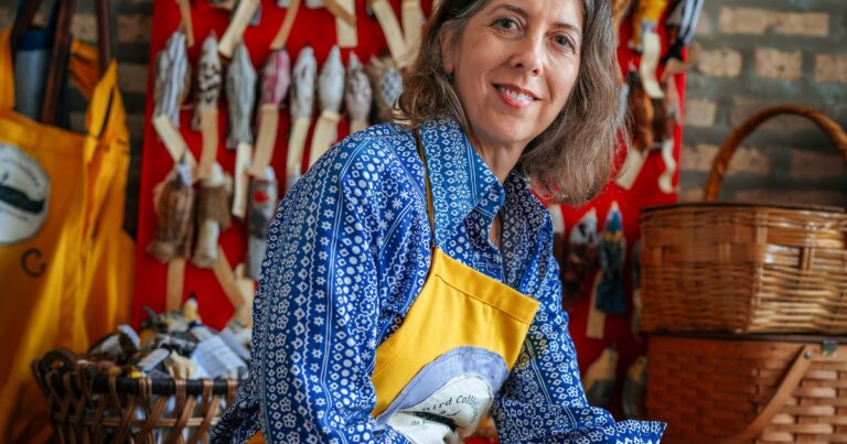 Thousands of Handmade Birds Spotlight a Deadly Migration Toll in Chicago